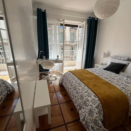 Daire Sunny Gambetta With 3 Air Conditionings