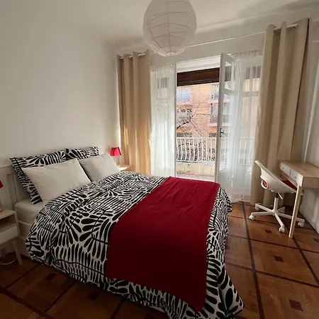 Sunny Gambetta With 3 Air Conditionings * ניס